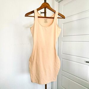 Women's Nude Body Shapewear Slip Dress Size Medium Seamless Slimming Cami